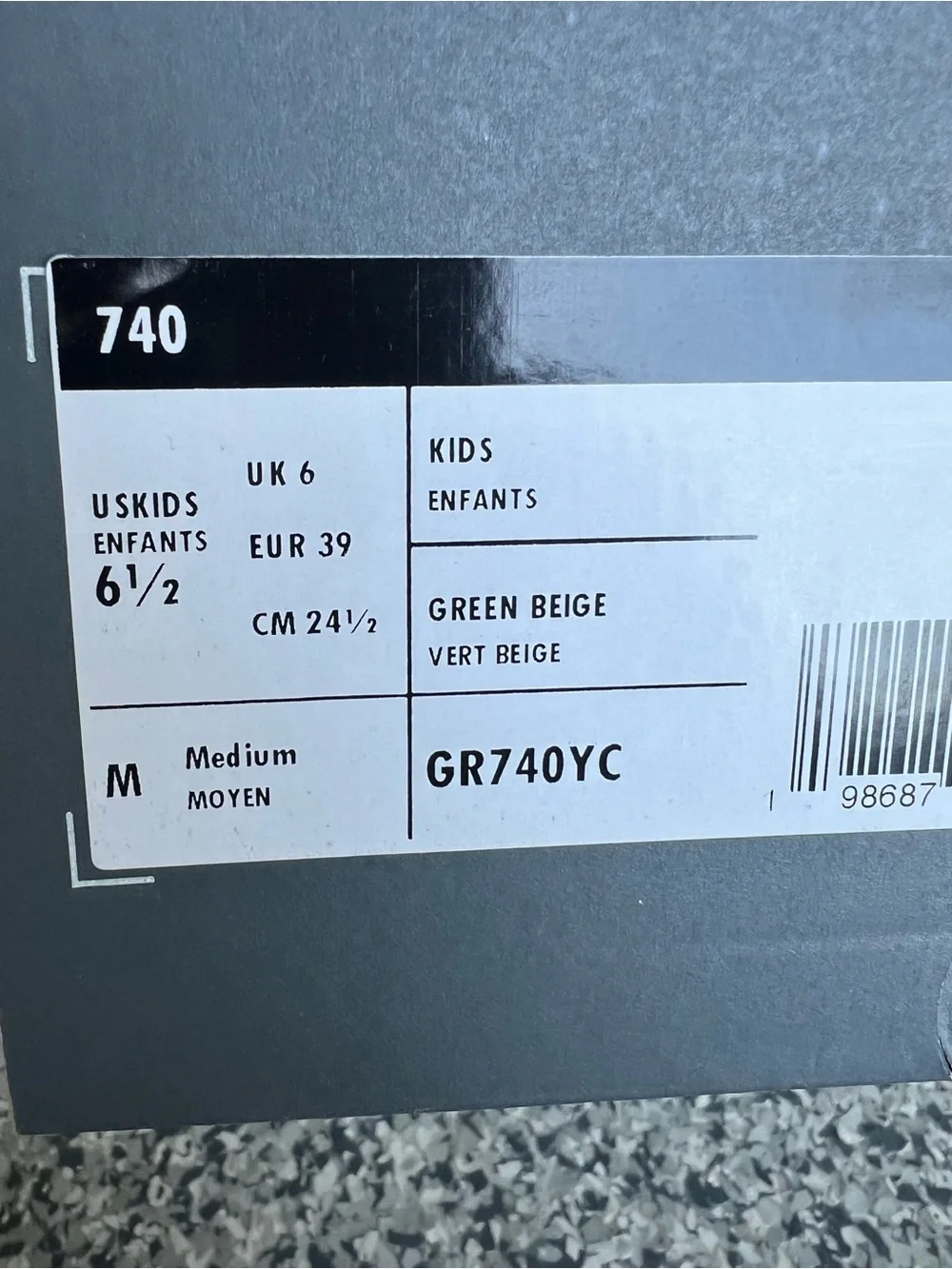 New Balance 740 - 6.5Y/8W